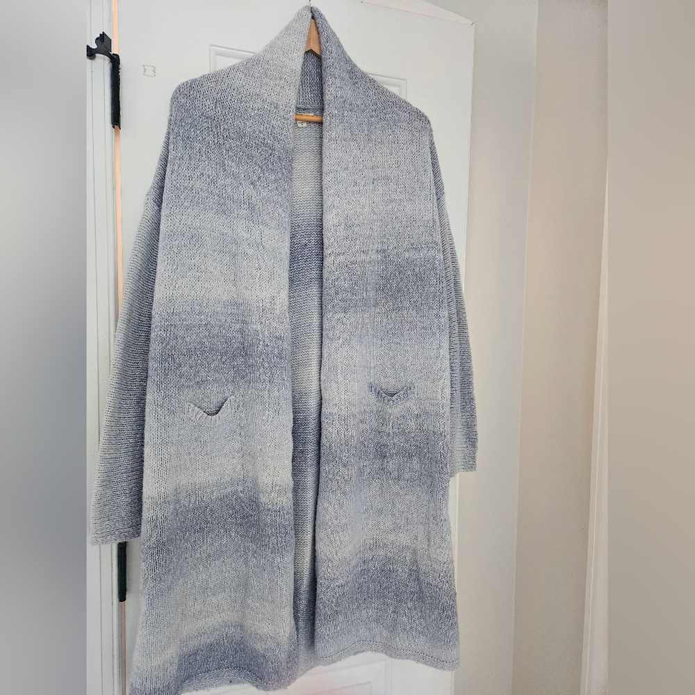 Cardigan - Picture 2 of 3